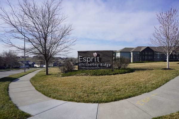Exterior view of Esprit Whispering Ridge facility sign