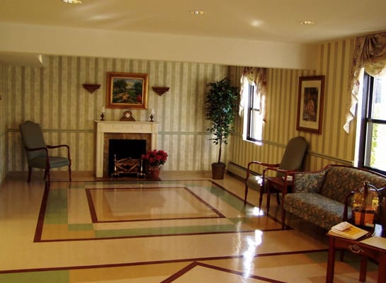 A cozy common area in a senior living facility