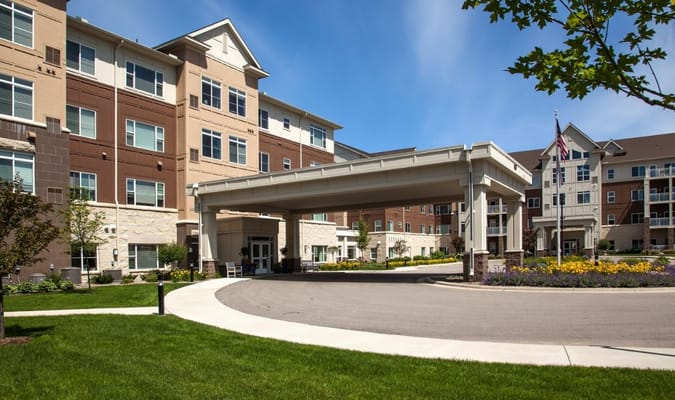 Building exterior of Shorewood Senior Campus
