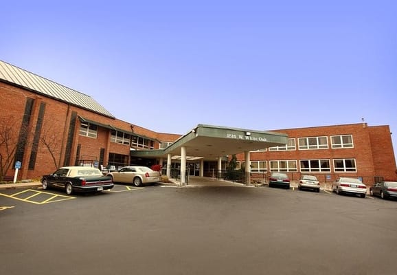 Exterior view of the Forest View Senior Living facility