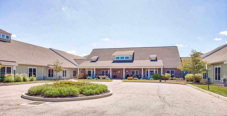 Front view of Parkcliffe Memory Care Community building