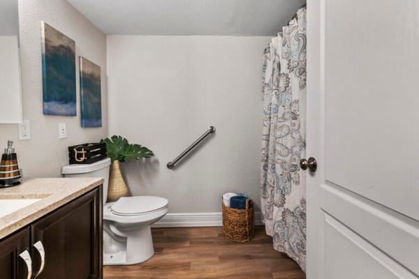 Tower Oaks Apartments