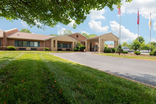 Front exterior view of Life Care Center of Red Bank
