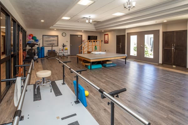 Interior rehabilitation space with therapy equipment