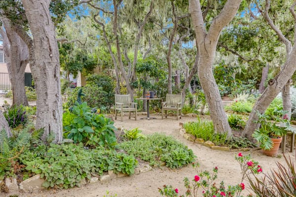 Pacific Grove Senior Living