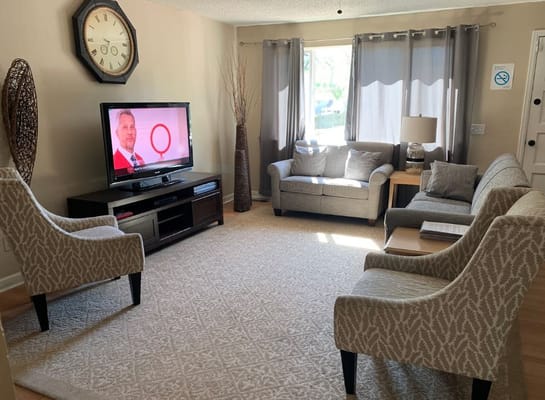 A cozy common area with comfortable seating