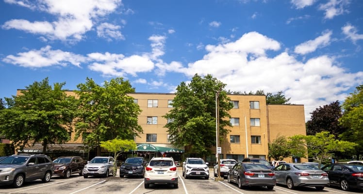 Exterior view of Waterview Villa Rehabilitation and Health Care Center