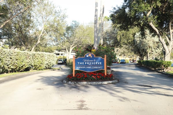 Entrance sign to The Preserve at Palm-Aire