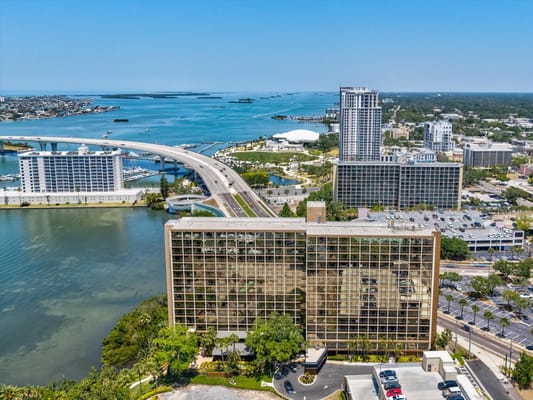 Aerial view of The Oaks of Clearwater and surrounding area