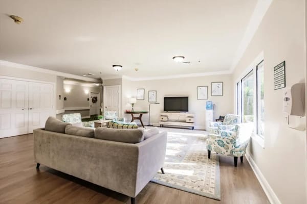 Courtyard Gardens of Jupiter