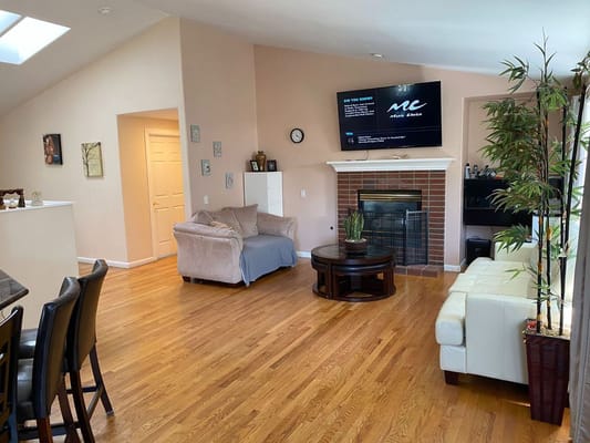 Bright and welcoming common area with furniture