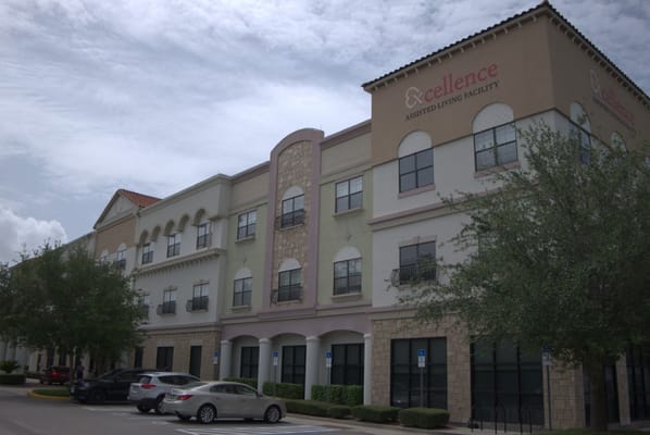 Exterior view of Excellence Senior Living Facility in Orlando