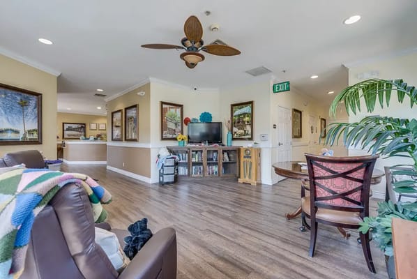 Newport Mesa Senior Living