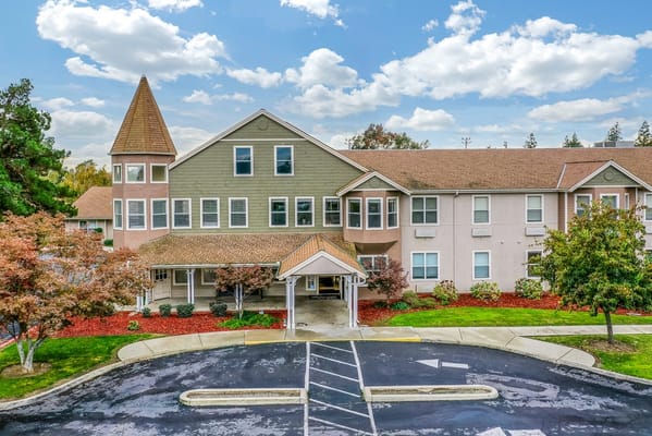 Exterior view of Merced Senior Living with landscaping