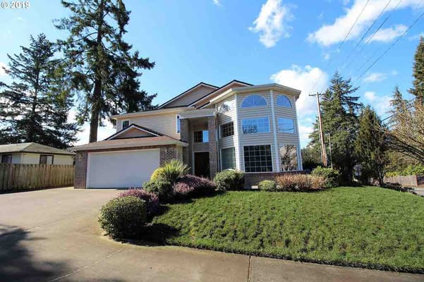 Exterior view of Beaverton Senior Care Home