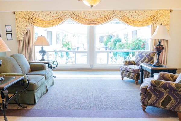 Cozy common area with comfortable seating