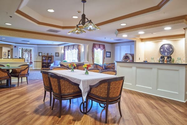 Common area with dining tables and decor