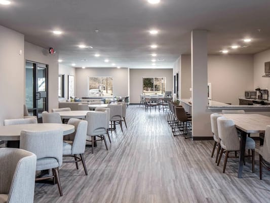 Bright dining area with modern furnishings