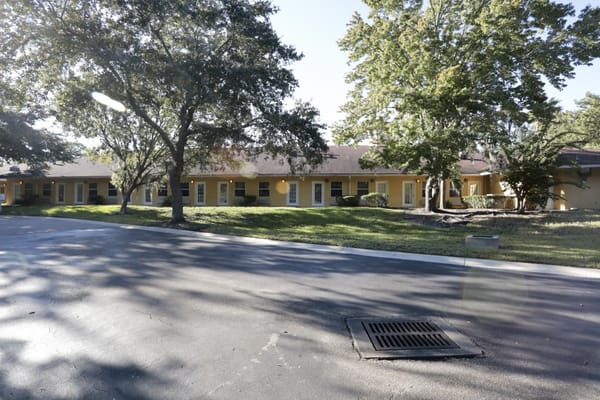 Exterior view of Fountains Rehabilitation at Mill Cove