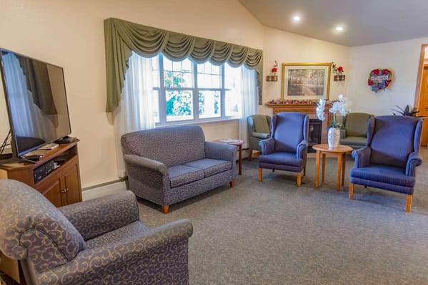 Common area with seating in an assisted living facility