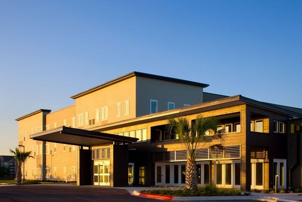 Exterior view of the Elan Corpus Christi facility