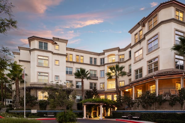 Exterior view of Ivy Park at Palos Verdes