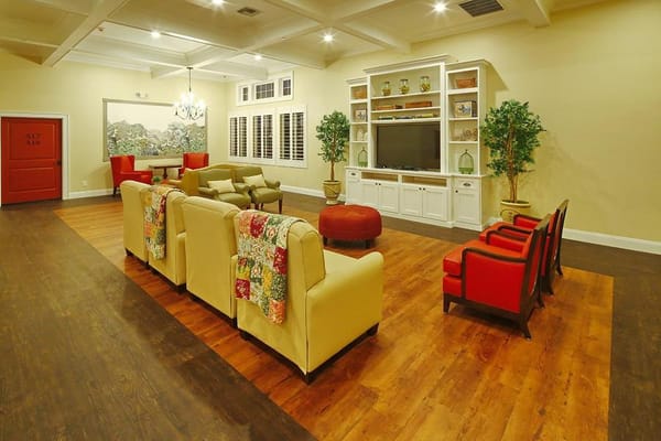 Bright and inviting common area with comfortable seating