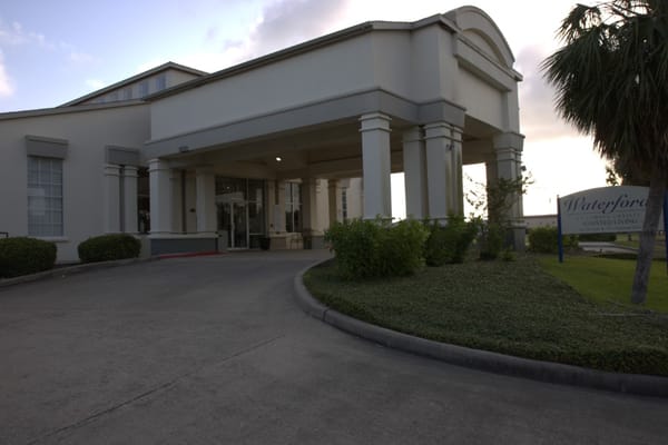 Front entrance of The Waterford at Corpus Christi assisted living facility