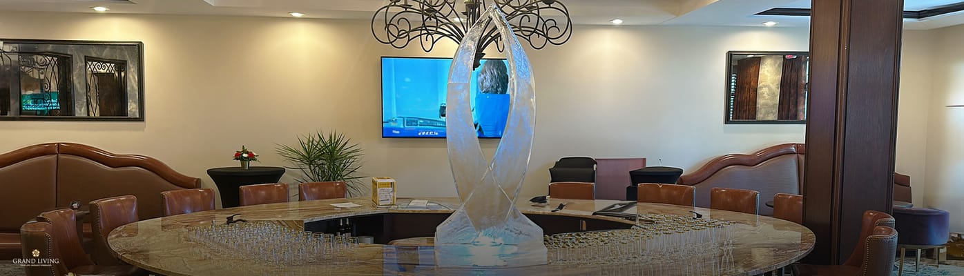 Grand Living at Tuscan Lakes