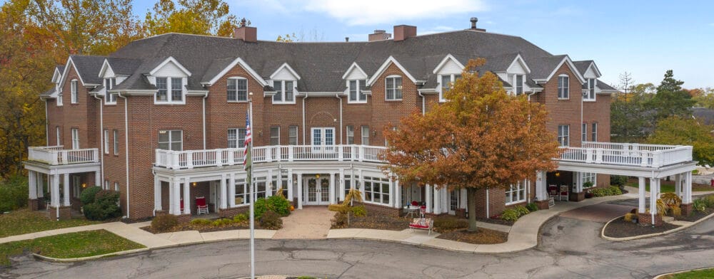 Exterior view of Bickford of Worthington facility