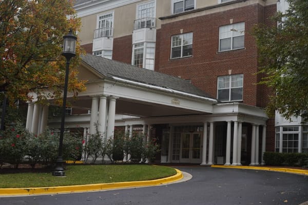 Entrance of Grand Oaks Assisted Living facility