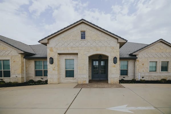 Front view of Avalon Memory Care facility in Lewisville