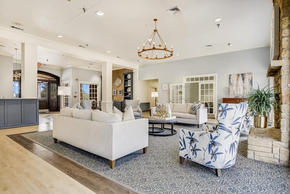 Spacious lobby with comfortable seating and a welcoming atmosphere.