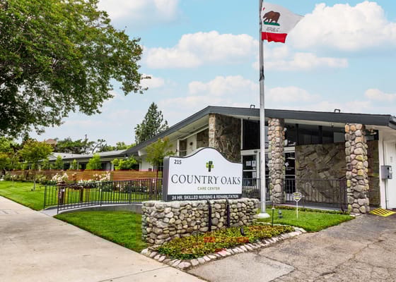 Front entrance of Country Oaks Care Center building