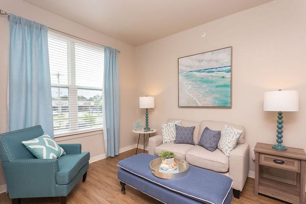 Bright and inviting common area with comfortable seating