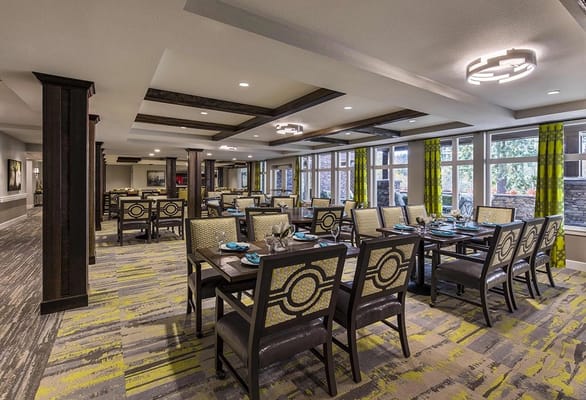 Interior dining room with beautifully set tables