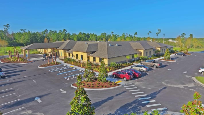 Aerial view of Gold Choice Deltona facility with parking lot