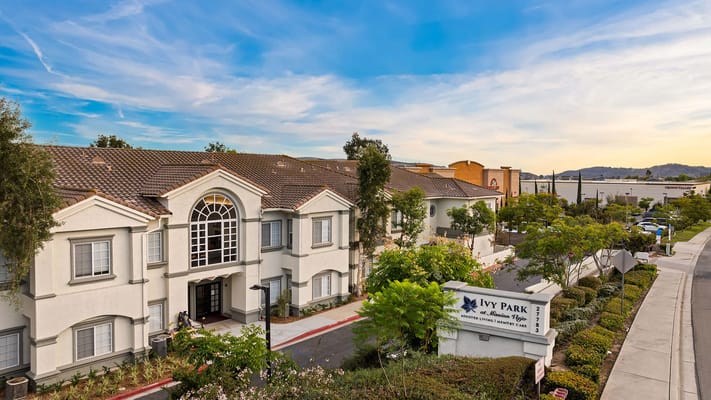 Exterior view of Ivy Park at Mission Viejo with landscaping