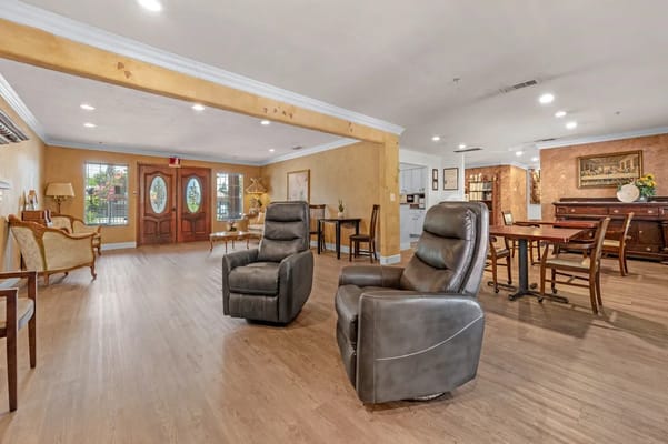Interior common area with chairs and decor