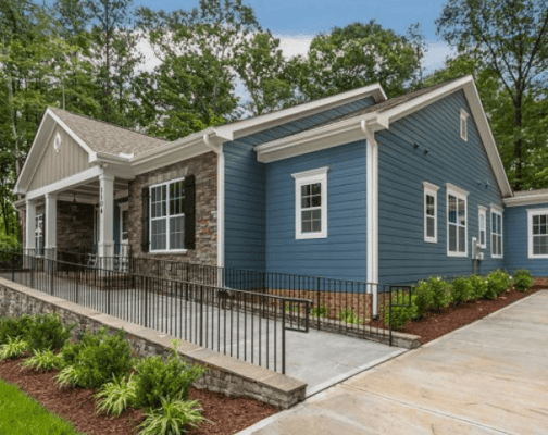 Avendelle on Maynard