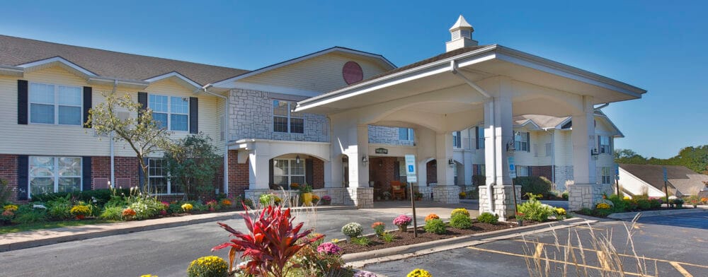 Exterior view of Bickford of Peoria facility entrance