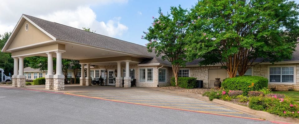 Front entrance of Brookdale Tyler South facility