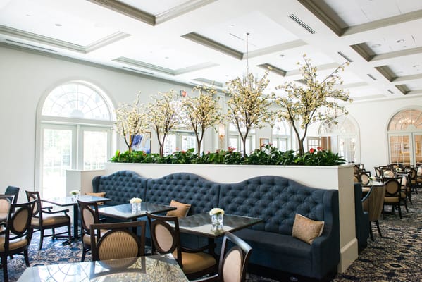 Bright and inviting dining room with floral decor