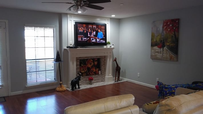 Cozy common area with a TV and decorative elements