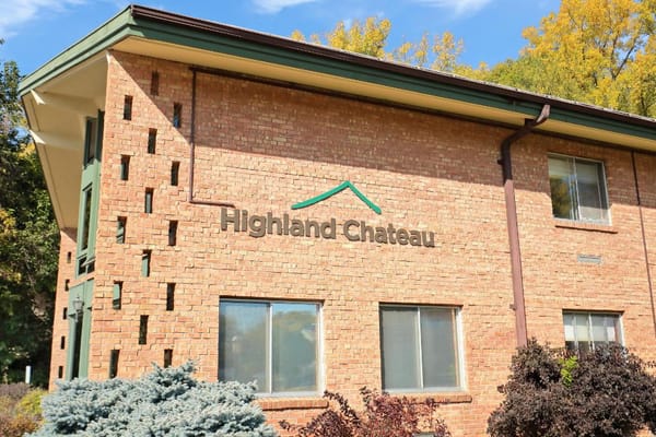 Exterior view of Highland Chateau building
