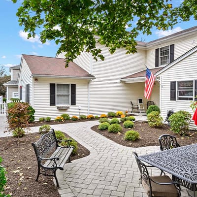 Fox Trail Memory Care Living at Park Ridge