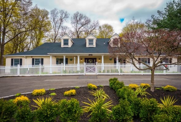 Fox Trail Memory Care Living at Woodcliff Lake