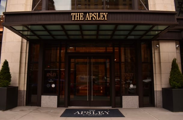 Main entrance of The Apsley by Sunrise