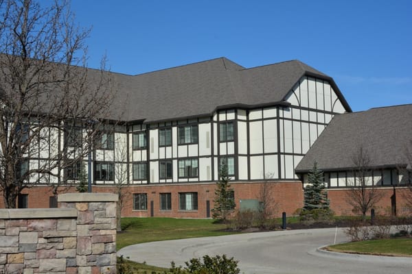 Exterior view of Beacon Hill At Eastgate facility