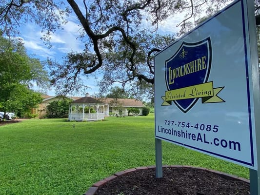 Sign for Lincolnshire Assisted Living in Clearwater, FL.